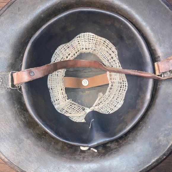 βοΈπ¬π§ Devonshire Regiment Helmet World War 1 Metal Helmet w/ Strap π¬π§π‘ - Picture 8 of 11